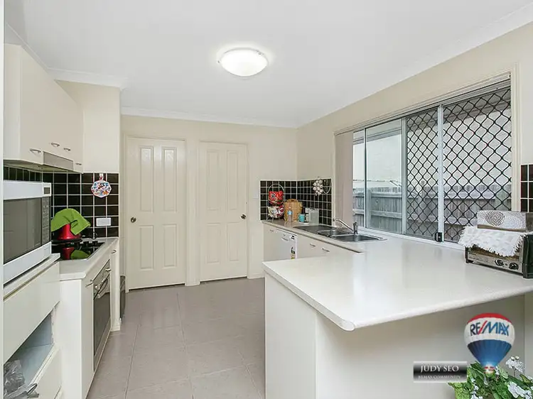 Second view of Homely house listing, 12 Lillydale pl, Calamvale QLD 4116