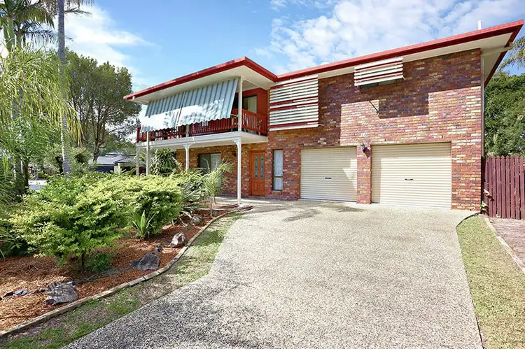 18 Howard Court, Sandstone Point QLD 4511