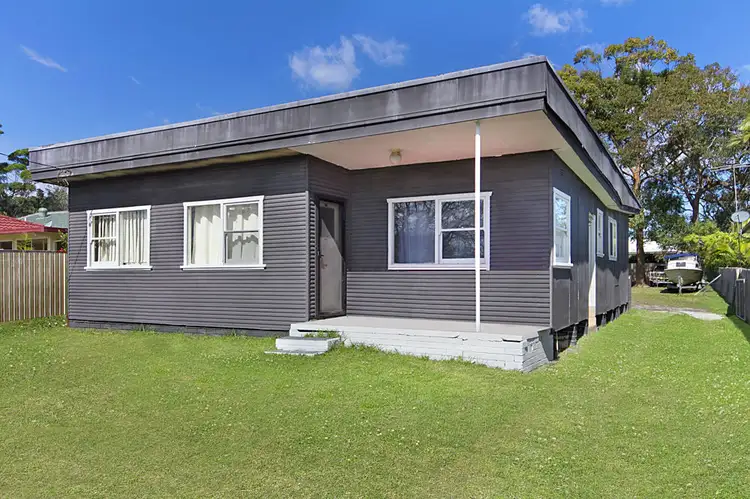 27 Irene Parade, Noraville NSW 2263