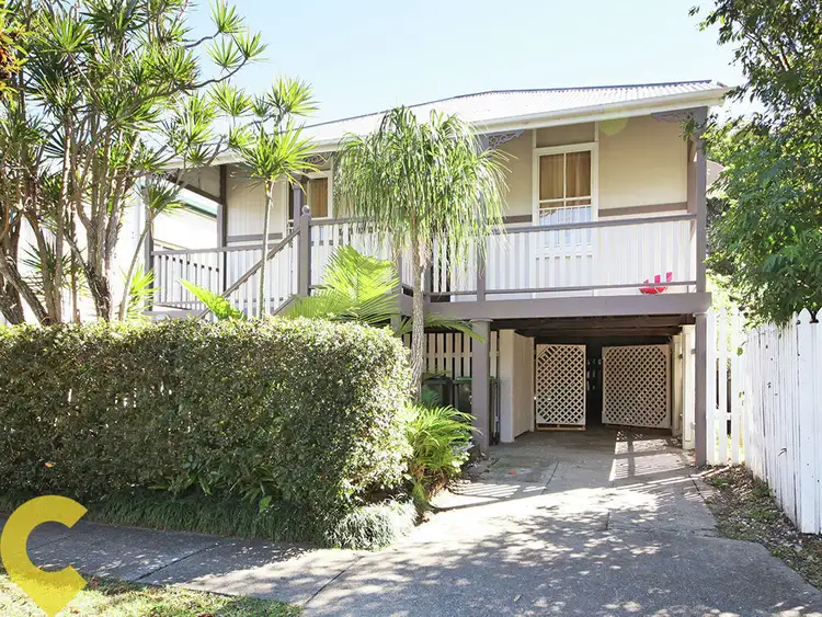 9 Bevington Street, Shorncliffe QLD 4017