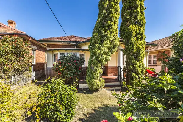 257 Parkway Avenue, Hamilton East Old NSW 2303