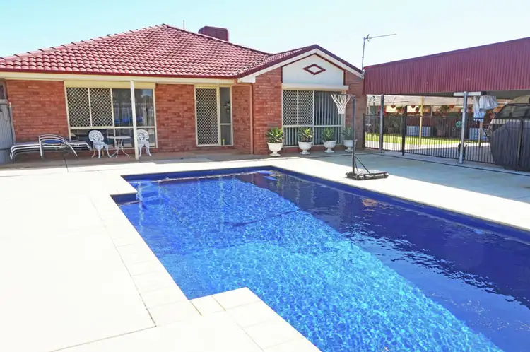 126 Murrulebale Rd, Junee NSW 2663