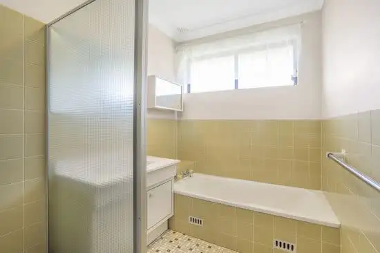 Sixth view of Homely unit listing, 4/27 George Street, East Gosford NSW 2250
