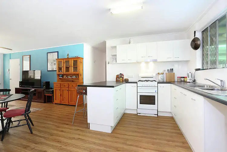 25 Wirraway Street, Bongaree QLD 4507