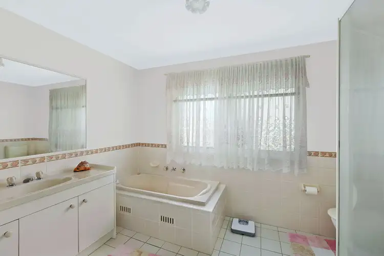 Sixth view of Homely house listing, 8 Highberry Street, Woongarrah NSW 2259