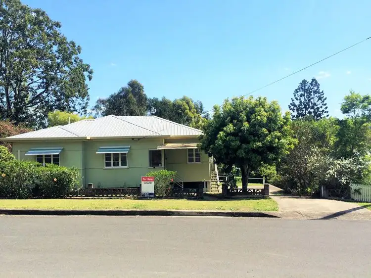 15 Mt Pleasant Road, Nambour QLD 4560