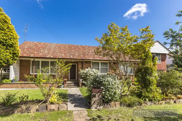 6 Irvine Street, Garden Suburb NSW 2289