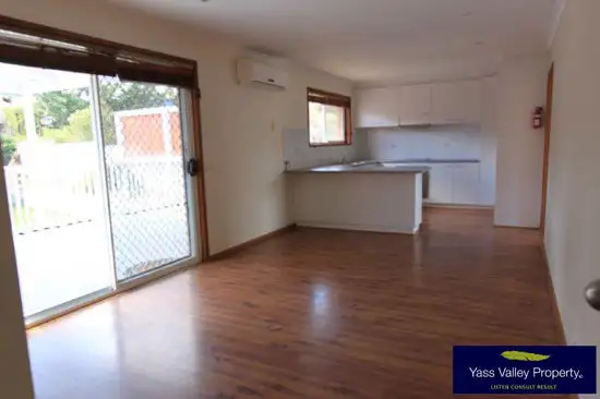 Fifth view of Homely house listing, 8 Walker Place, Yass NSW 2582