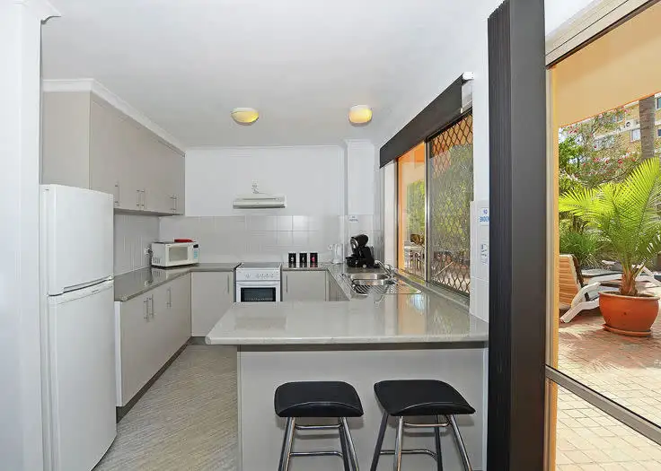 3/383 Esplanade, Torquay QLD 4655