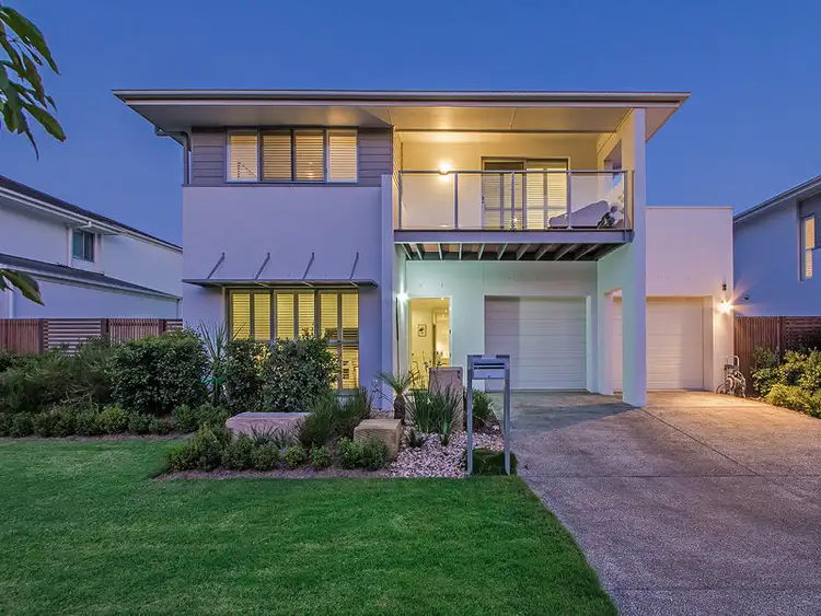 37 Margaret Cr, Wakerley QLD 4154