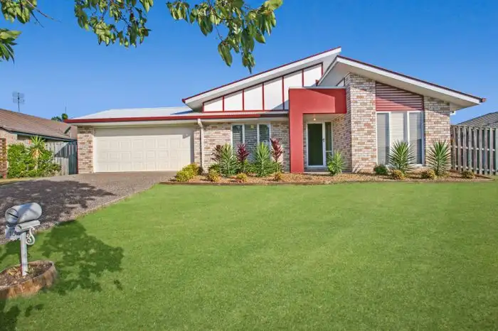 10 Ainslie Street, Pacific Pines QLD 4211