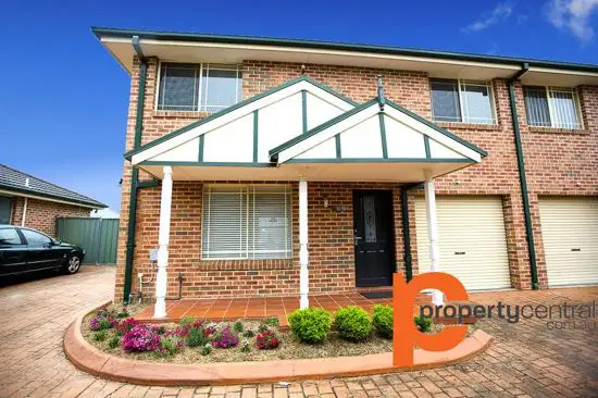 Main view of Homely townhouse listing, 2/67 Jamison Road, Kingswood NSW 2747