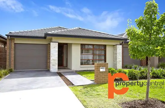 21 Lapwing Way, Cranebrook NSW 2749