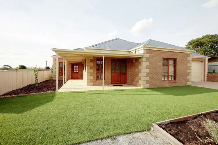 18 Church St, Junee NSW 2663