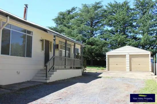 65 O'Brien Street, Yass NSW 2582