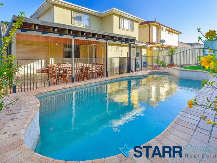 67 Kellerman Drive, St Helens Park NSW 2560