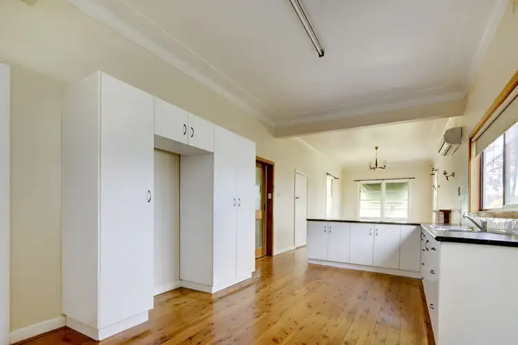 Fifth view of Homely house listing, 306 Poictiers Street, Deniliquin NSW 2710