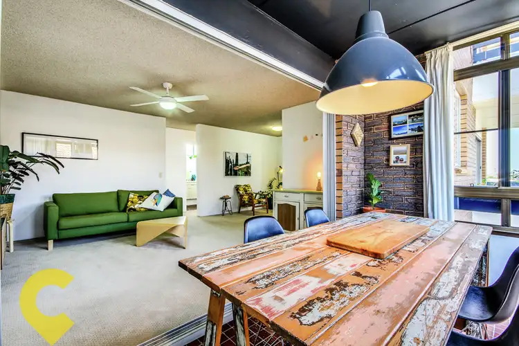 4/235 Cavendish Road, Coorparoo QLD 4151