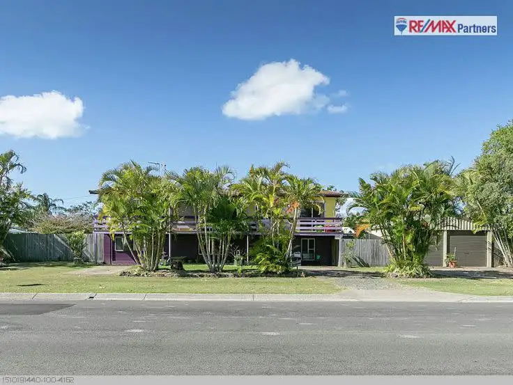 66 Moolyyir Street, Urangan QLD 4655