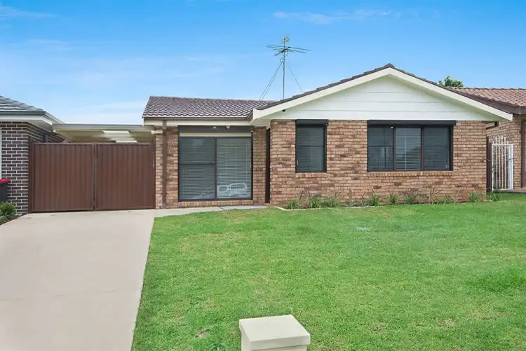 14 Arundel Park Drive, St Clair NSW 2759