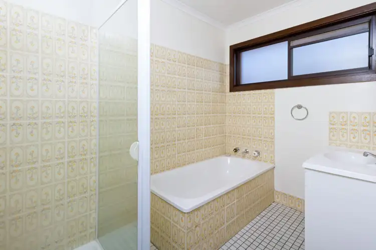 Fourth view of Homely block of units listing, 3 Incarnie Crescent, Wagga Wagga NSW 2650