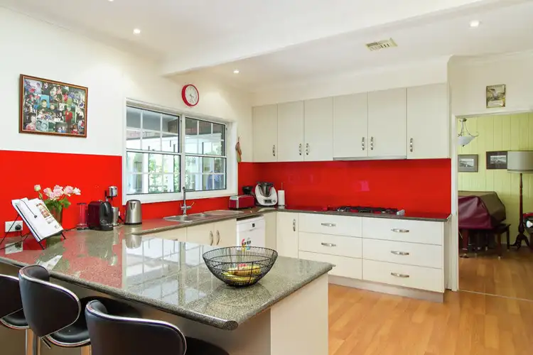 Fourth view of Homely house listing, 8 Orford Place, Lake Albert NSW 2650