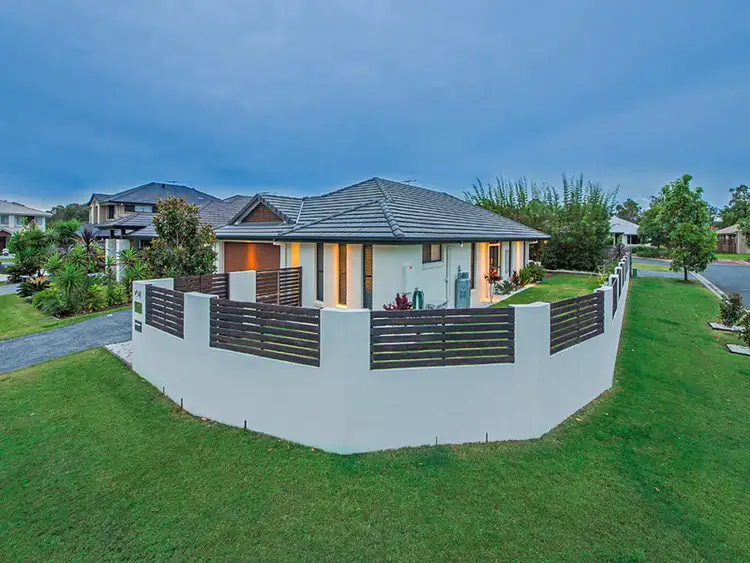17 Higgs Circuit, Wynnum West QLD 4178
