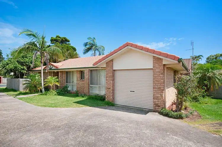 Second view of Homely semi-detached listing, 1/65 Brandon Street, Suffolk Park NSW 2481