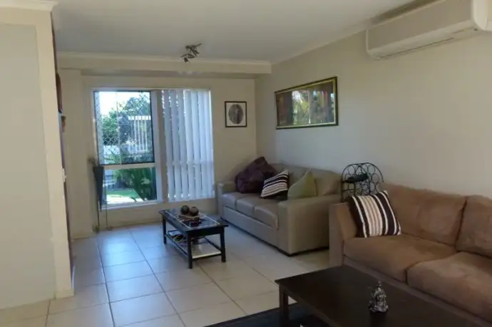 19 Robyn Street, Southport QLD 4215