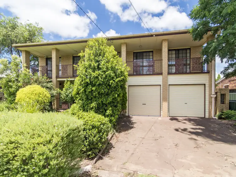 8 Heathwood Street, Rangeville QLD 4350