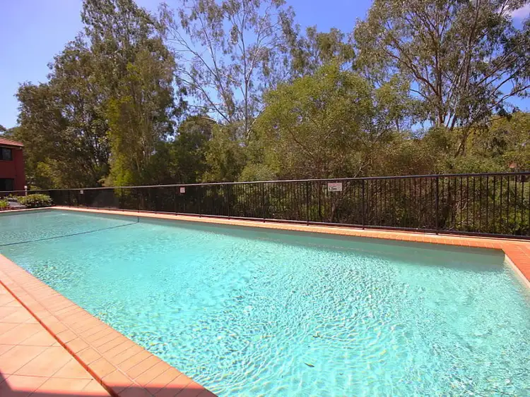 4/7-11 Brown St, Labrador QLD 4215