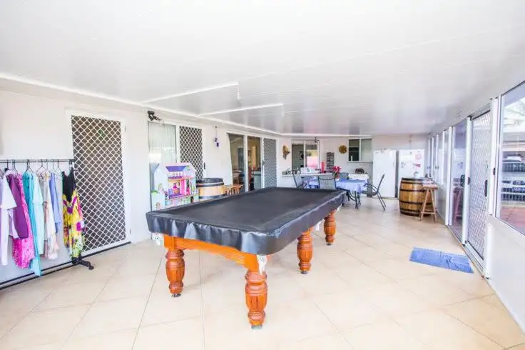 77 Ibis Blvd, Eli Waters QLD 4655