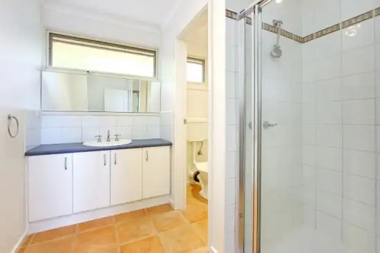 Seventh view of Homely unit listing, 4/17 Lucerne Avenue, Mornington VIC 3931