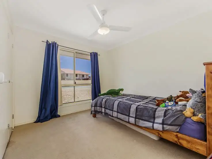 Sixth view of Homely house listing, 2 Patricia Place, Redbank Plains QLD 4301