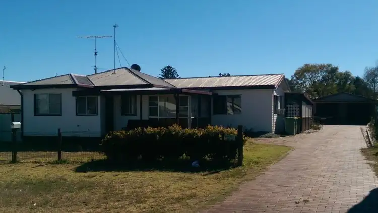 23 Devine Street, Harristown QLD 4350