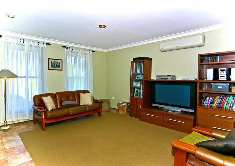 Sixth view of Homely house listing, 2 Don Close, St Clair NSW 2759