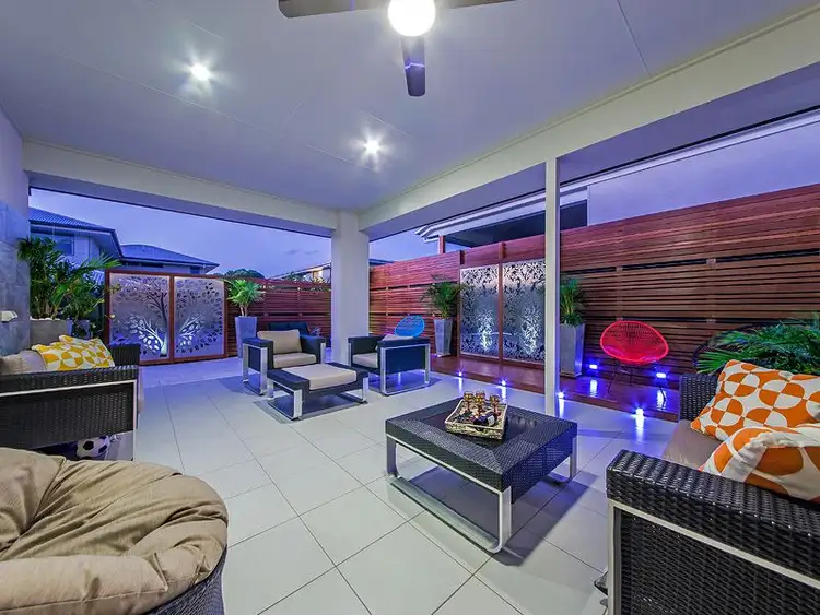Second view of Homely house listing, 7 Gardenia Place, Gumdale QLD 4154