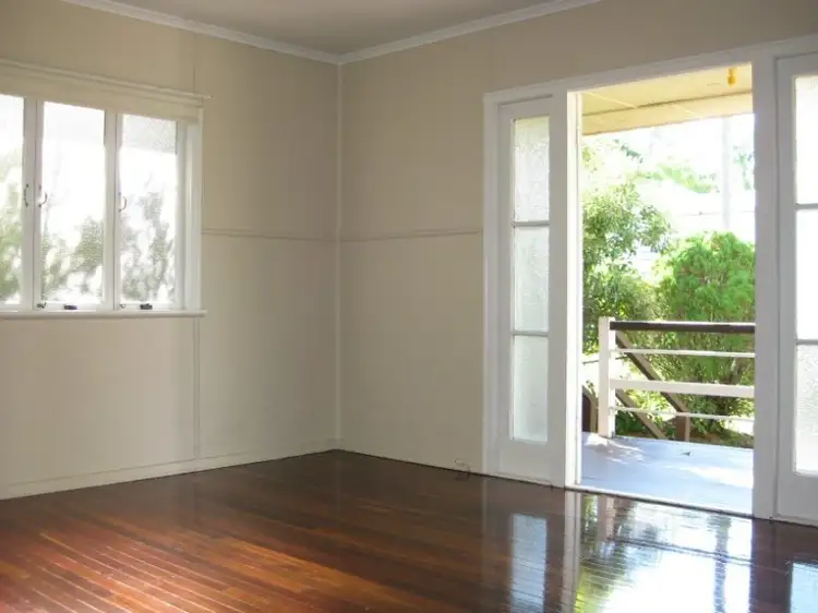 2 Perrett Street, Bundamba QLD 4304