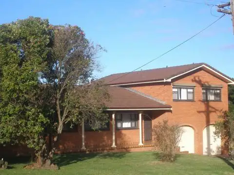 2 Greens Road, Greenwell Point NSW 2540