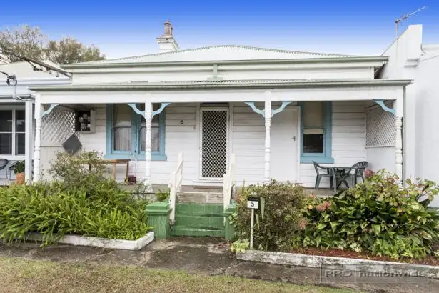 Main view of Homely house listing, 5 Glovers Lane, Cooks Hill NSW 2300