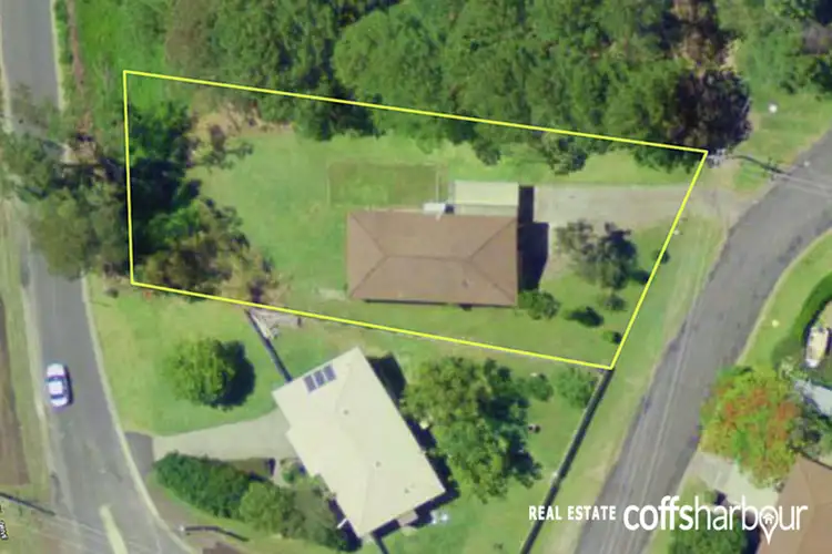 Second view of Homely house listing, 3 Beach Road, Sapphire Beach NSW 2450