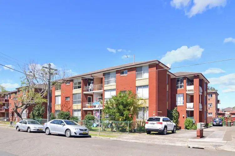 Fourth view of Homely unit listing, 10/12 Barber Ave, Eastlakes NSW 2018