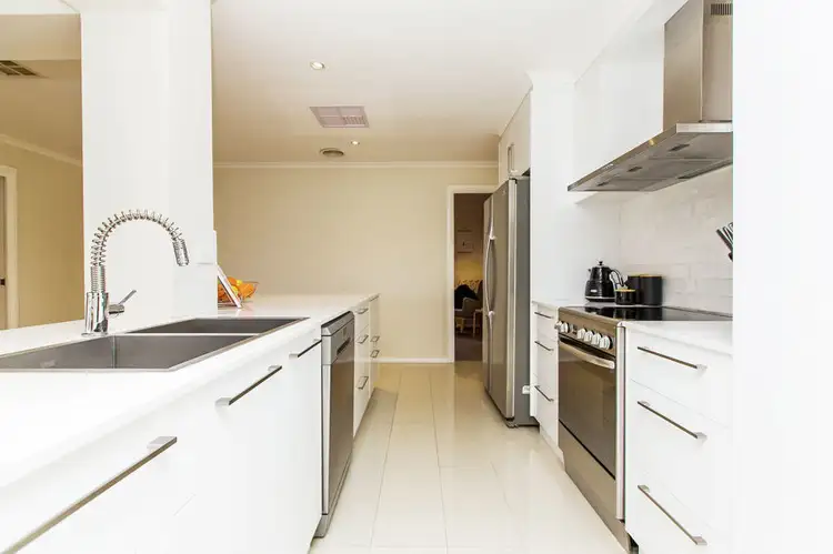 Sixth view of Homely house listing, 6 Ilex Street, Lake Albert NSW 2650