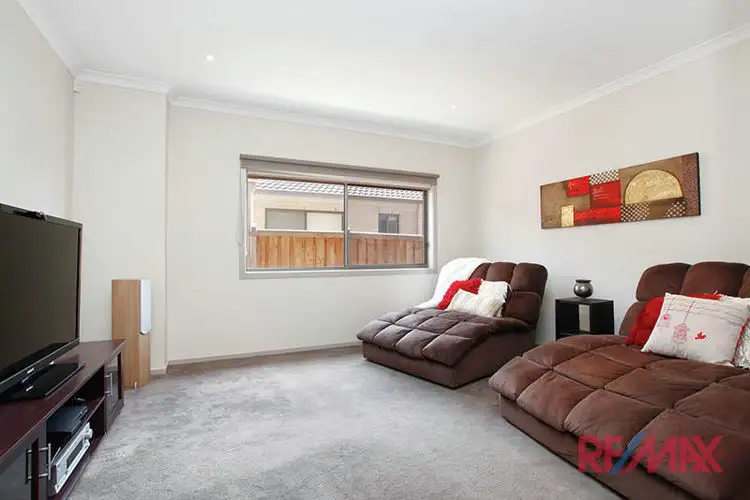 Sixth view of Homely house listing, 10 Katahdin Terrace, Cranbourne North VIC 3977