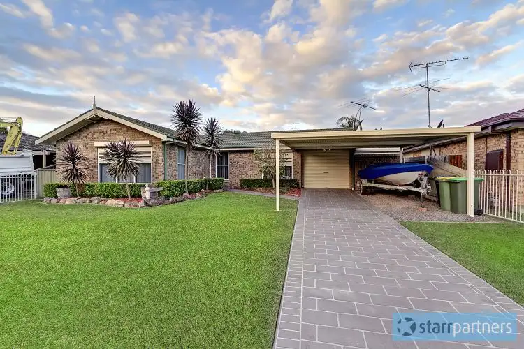 10 Scarvell Avenue, McGraths Hill NSW 2756
