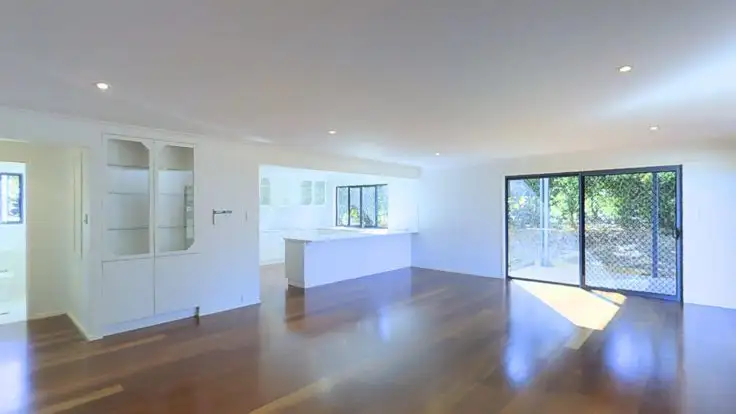 4 Bonnie Place, Craignish QLD 4655