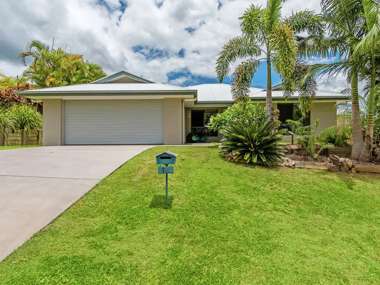 18 Bunya Pine Place, Woombye QLD 4559