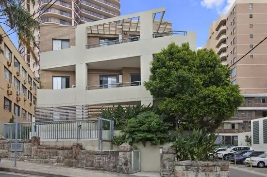 Main view of Homely unit listing, 8/1 Waverley Crescent, Bondi Junction NSW 2022