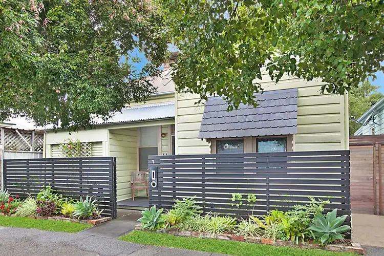 1 Murray Street, Hamilton NSW 2303