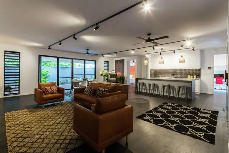 303 Mcleod Street, Cairns North QLD 4870